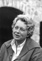Marie-Thérèse Cheroutre en 1976 à Mélan, dans les Alpes de Haute Provence